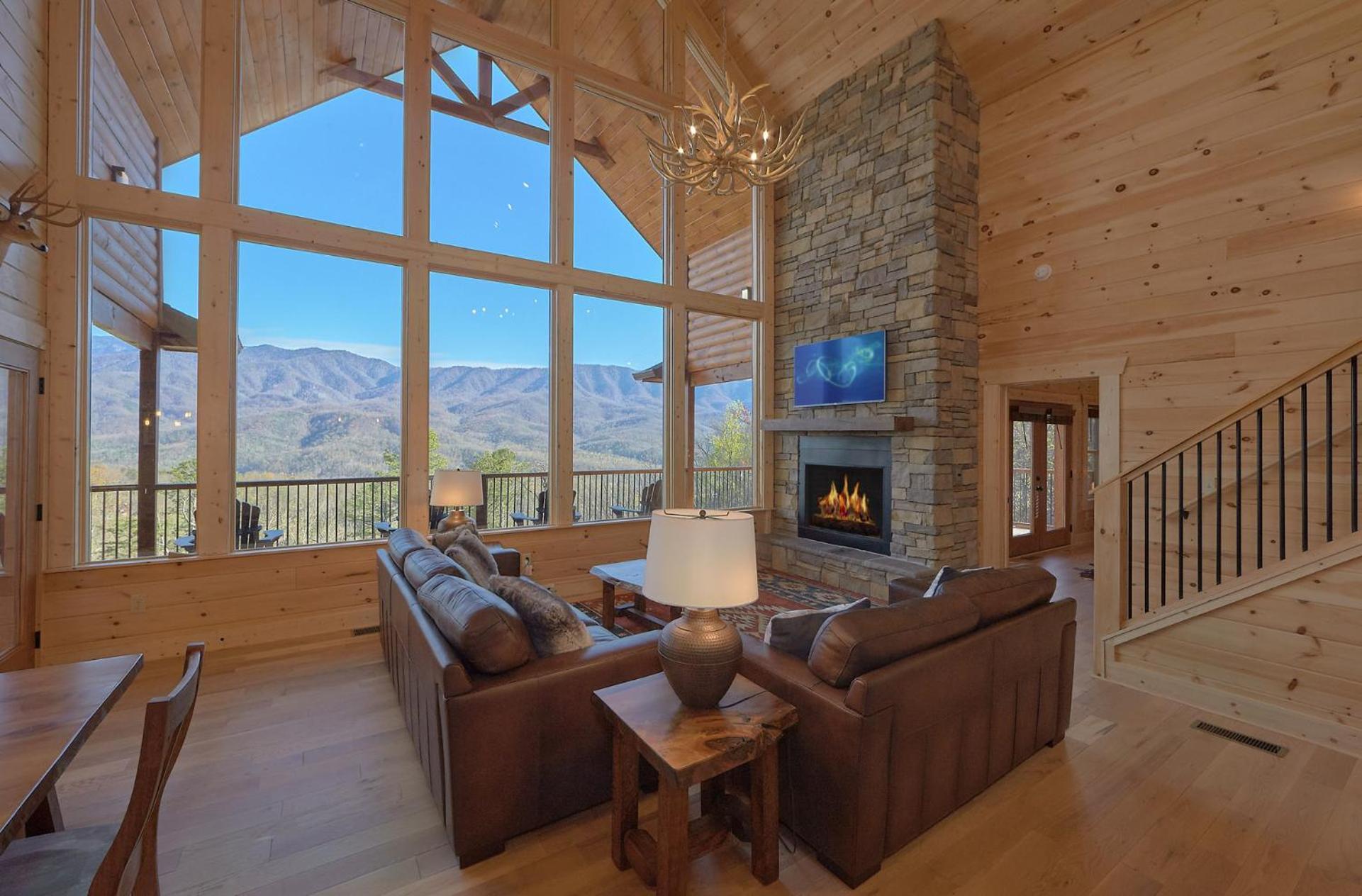 Misty Mountain Adventure Lodge แกตลิงเบิร์ก ภายนอก รูปภาพ