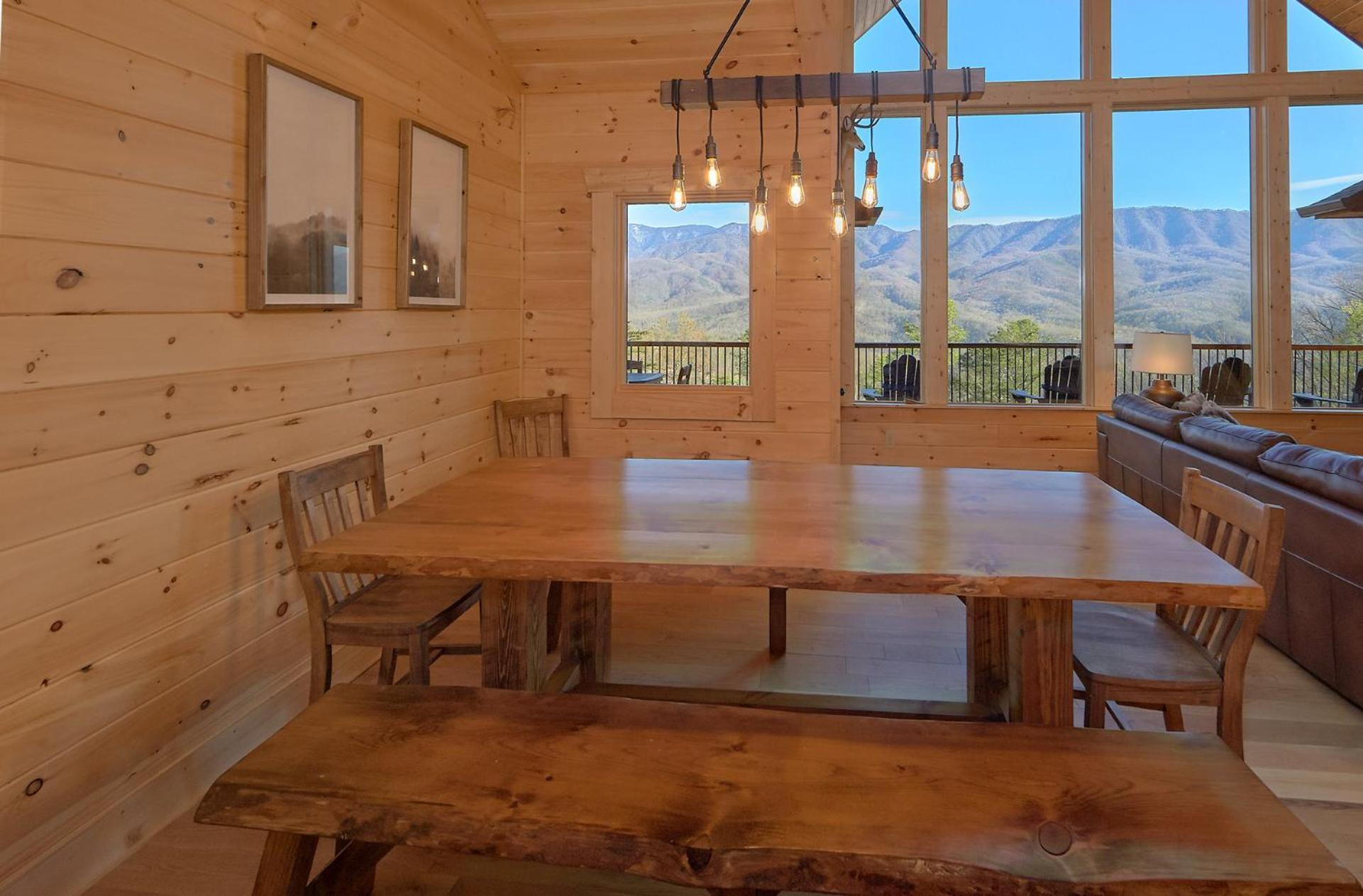Misty Mountain Adventure Lodge แกตลิงเบิร์ก ภายนอก รูปภาพ
