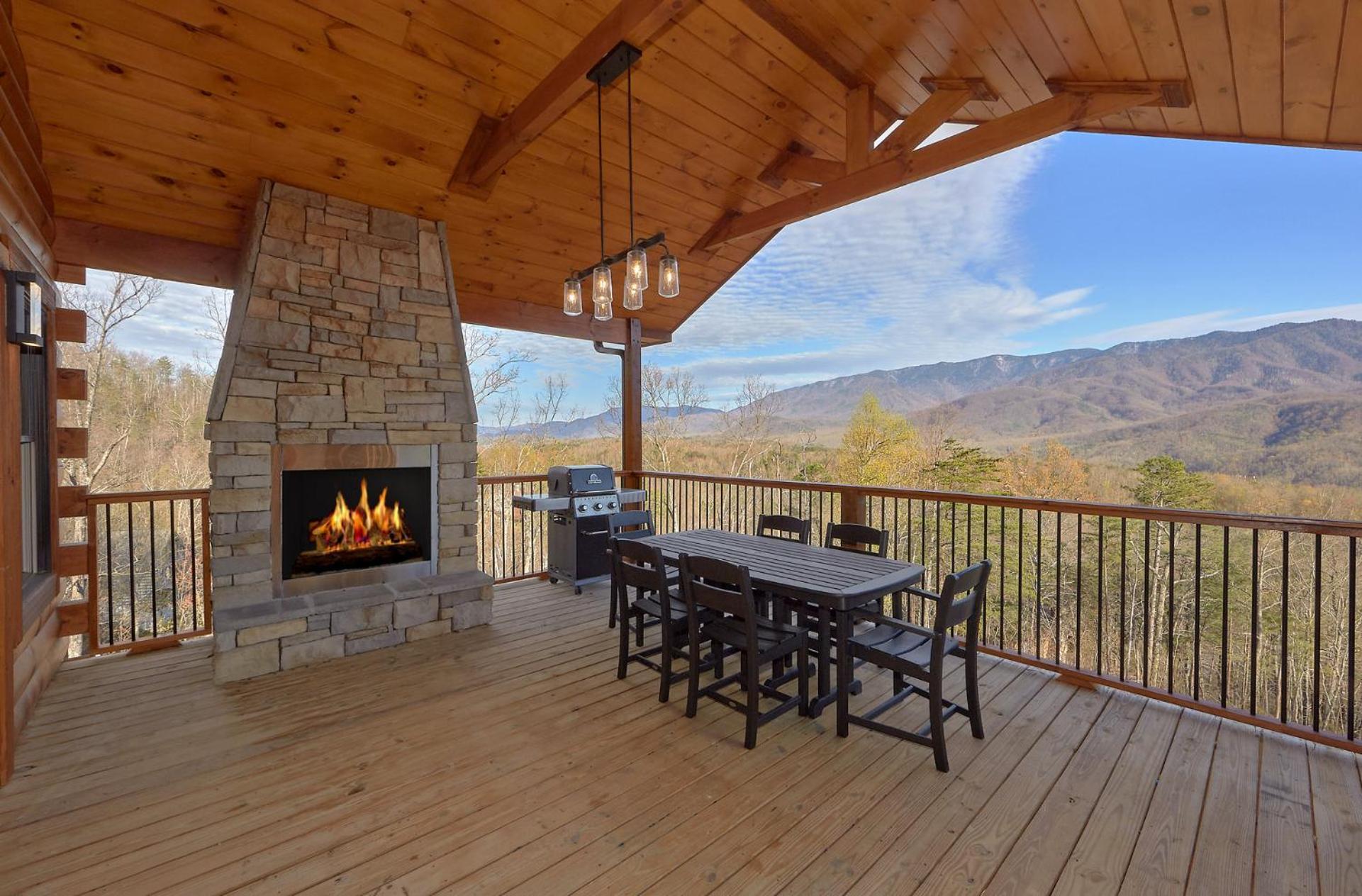 Misty Mountain Adventure Lodge แกตลิงเบิร์ก ภายนอก รูปภาพ